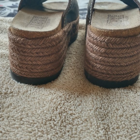 Sandals, Ridge Stone - Picture 5 of 8